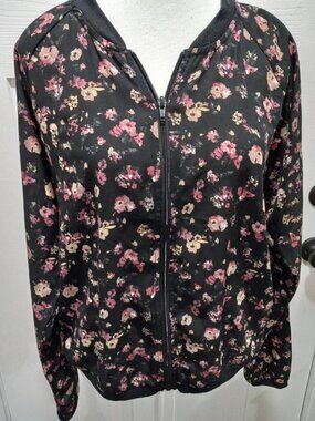 Maurices Women Floral Zip Up Layering Shirt Top Size Large